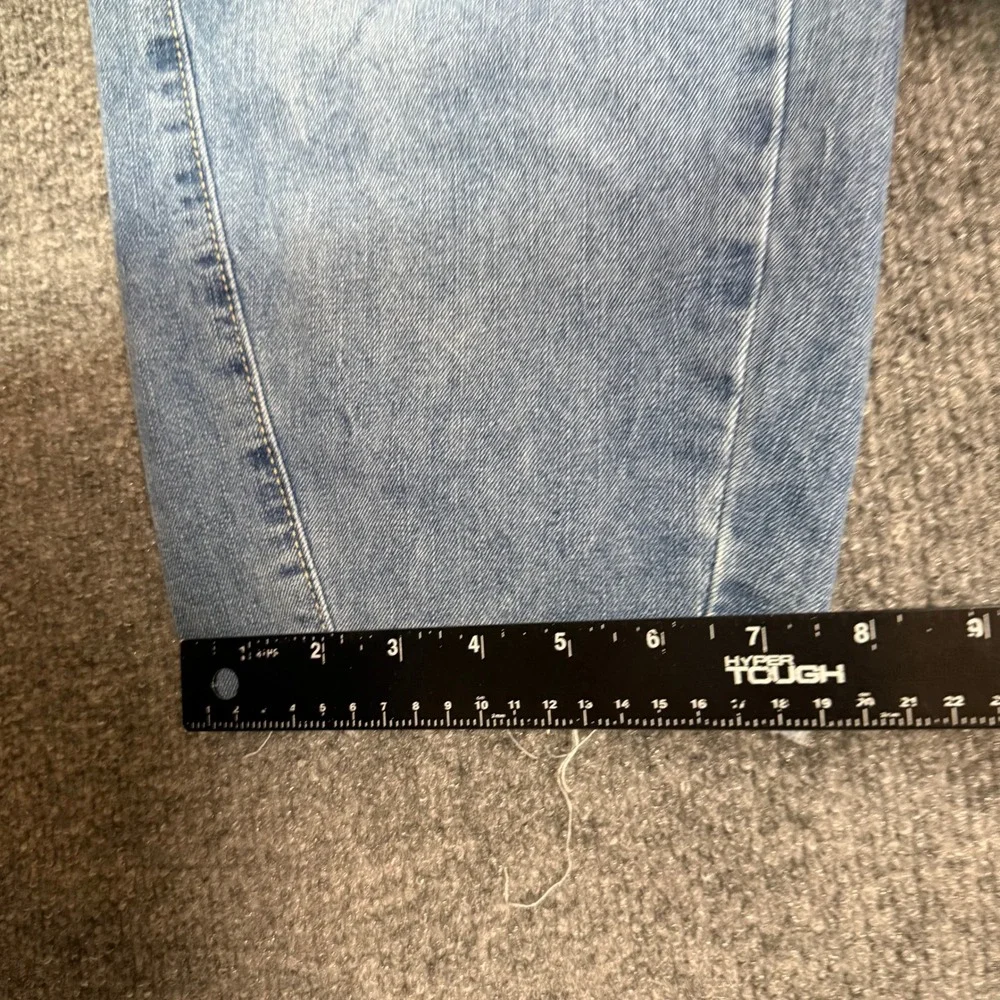 YMI Barrel Fit Jeans Womens 1/25 Light Blue Raw Hem Curved Leg Stretch FP92414